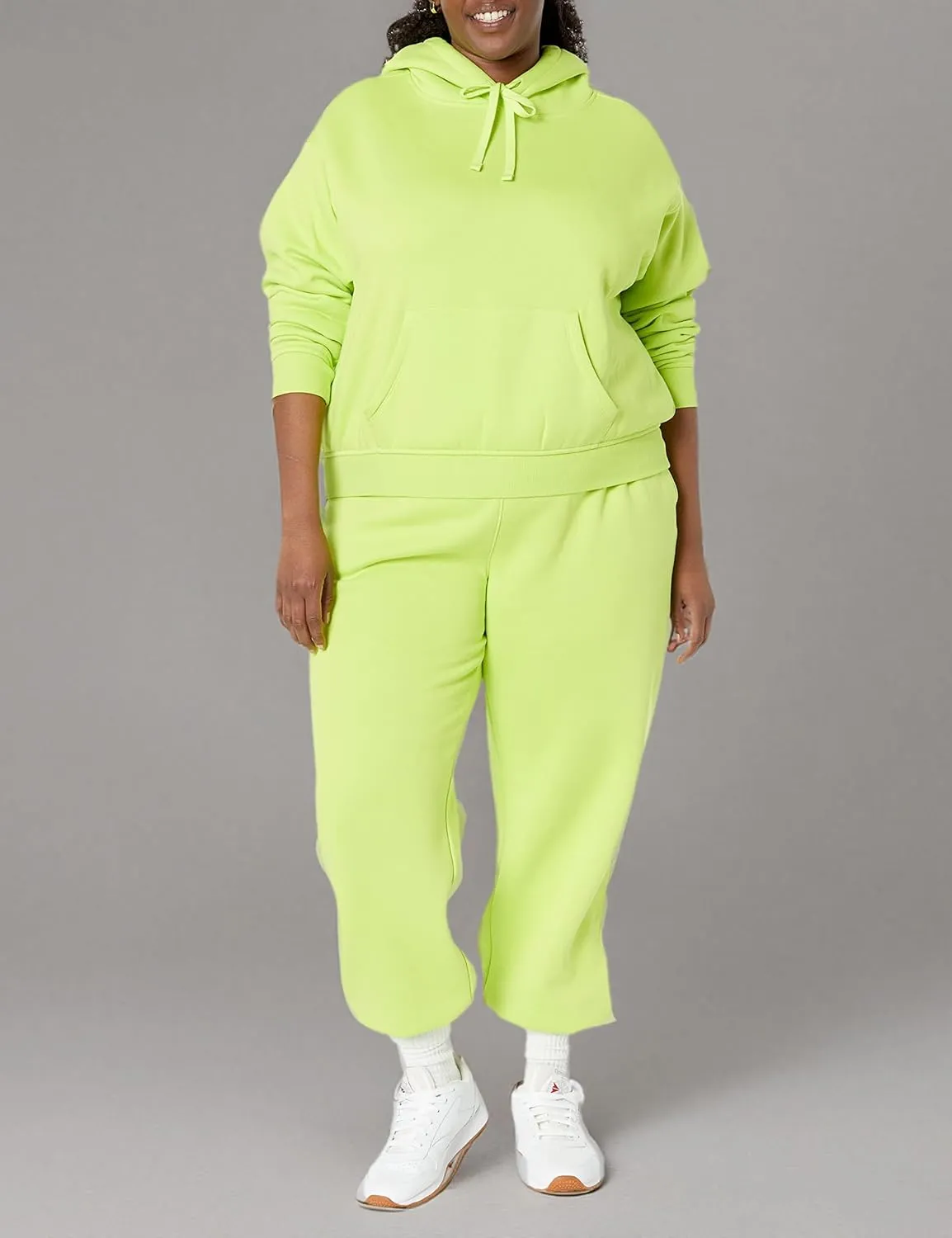 Amazon Essentials Womens Hoodies - Crop Pullover Sweatshirt (Available in Plus Size)