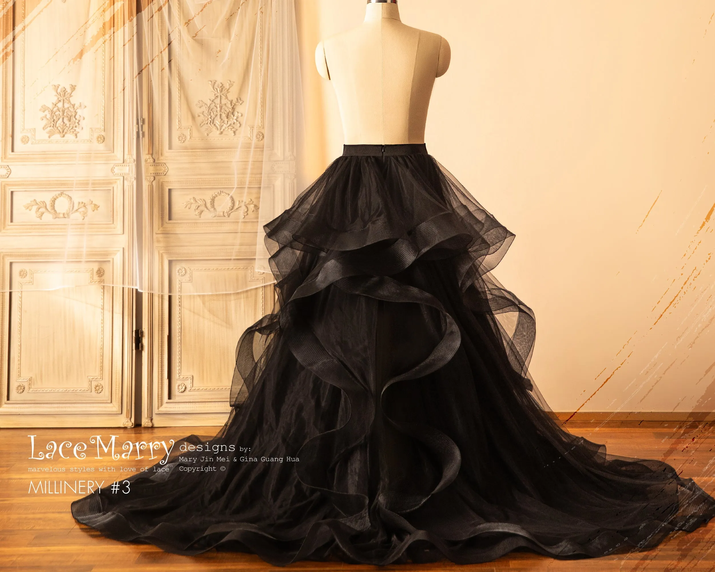 BROOKE #1 / Black Lace Bolero with Long Sleeves and V Neckline
