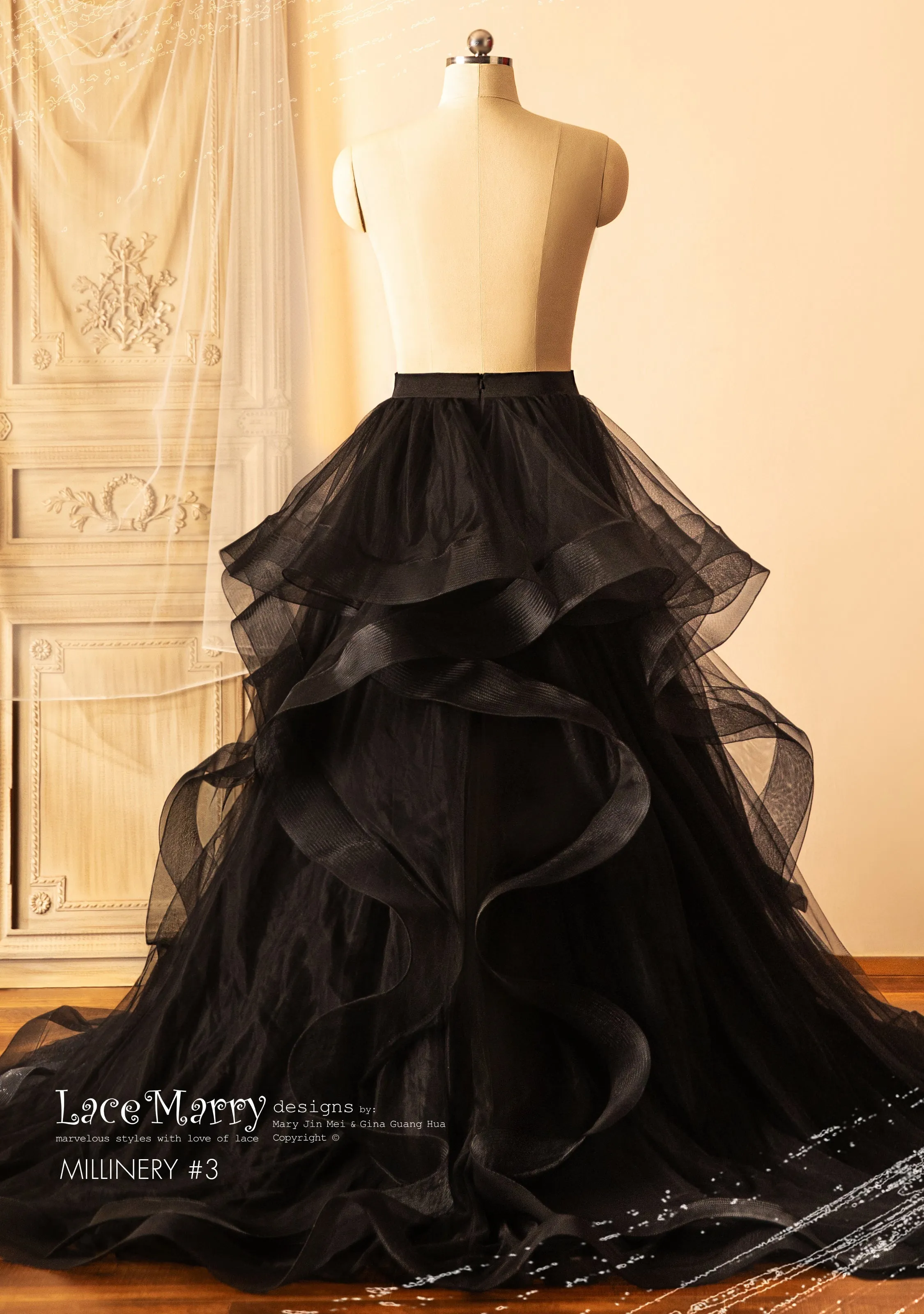 BROOKE #1 / Black Lace Bolero with Long Sleeves and V Neckline