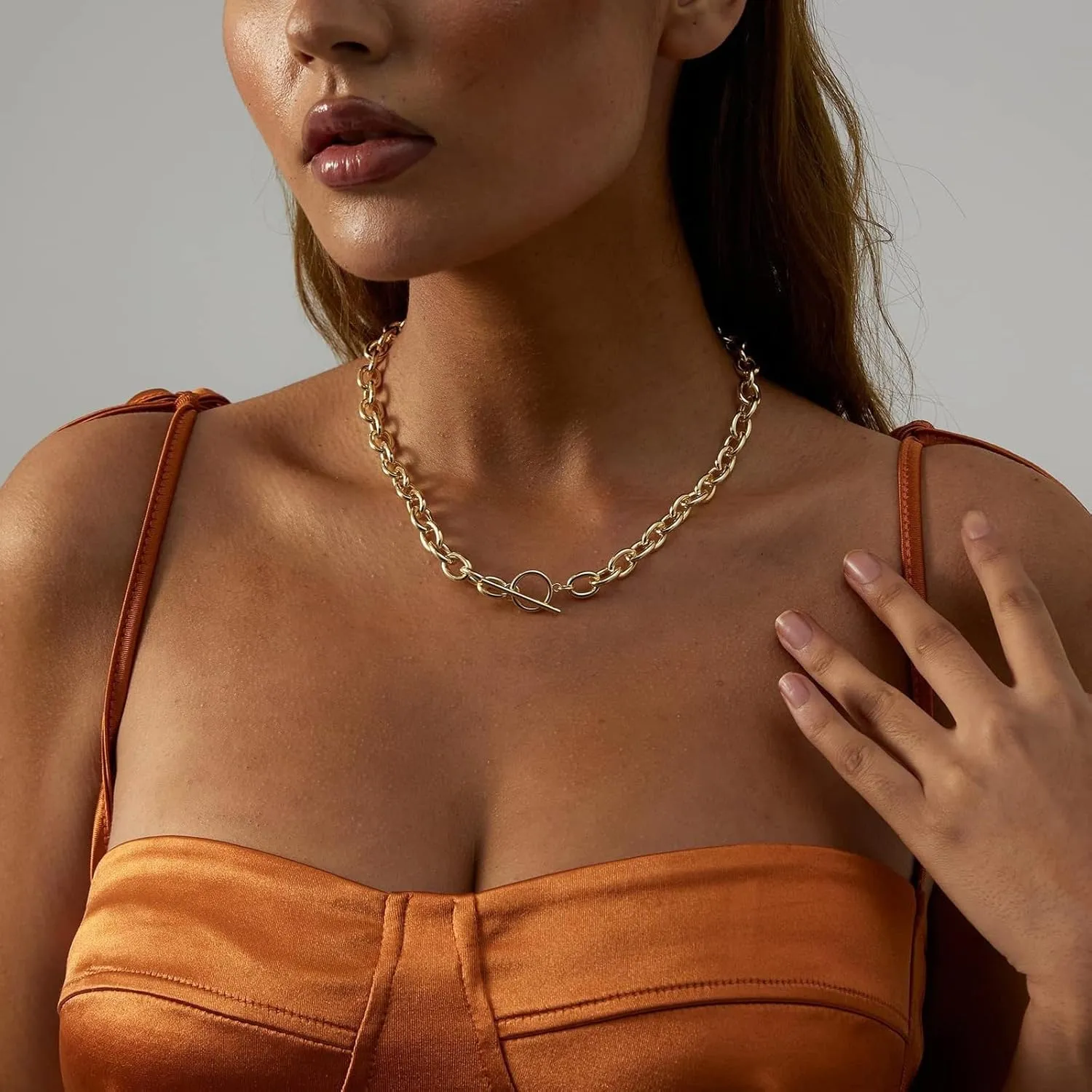 Chunky Gold Layered Necklace for Women Chunky Chain Necklace Stackable Toggle Choker Necklaces Paperclip Pendant Necklaces Outfit Accessories