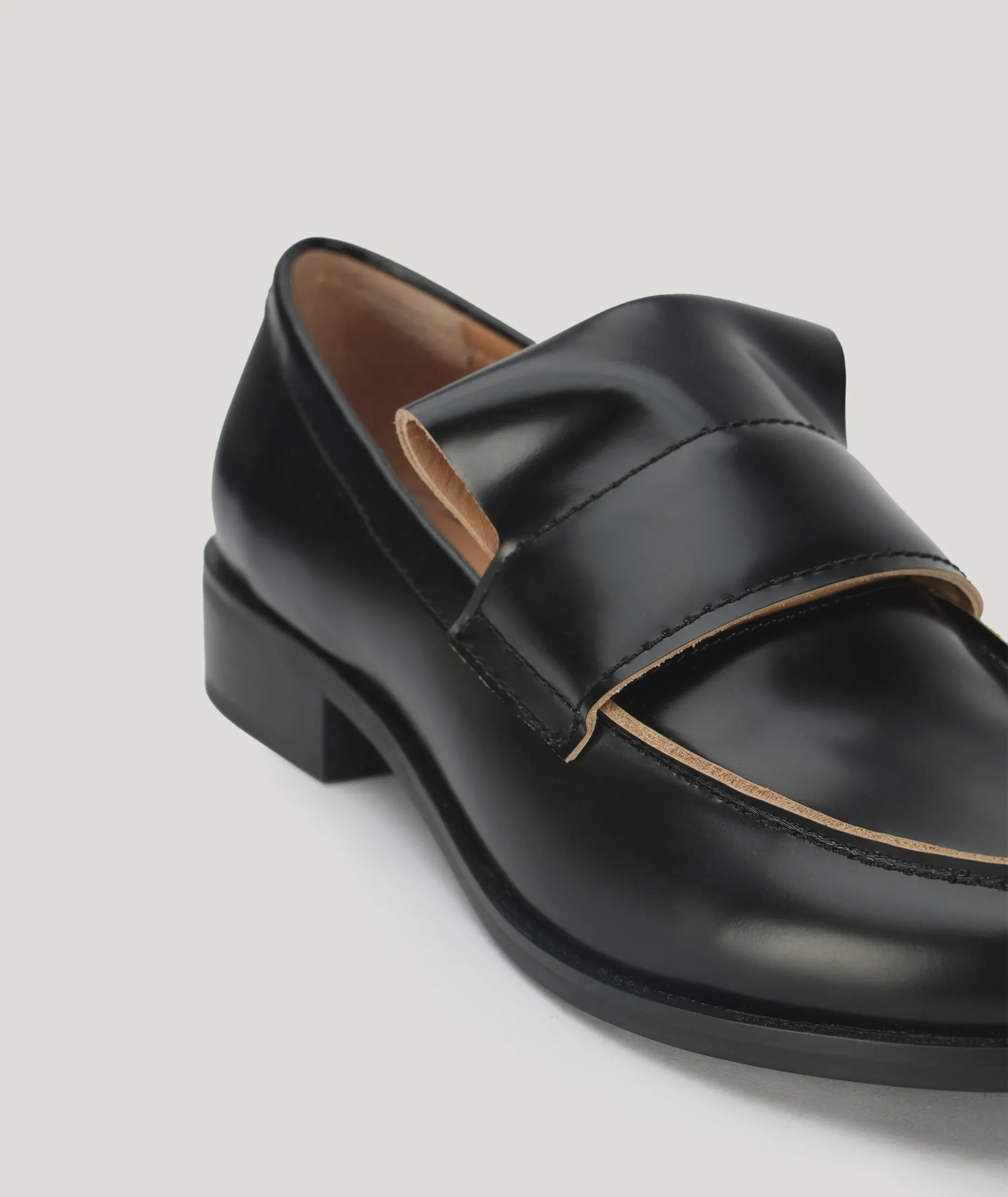 DEADLY PONIES - Cheval Loafer - Black