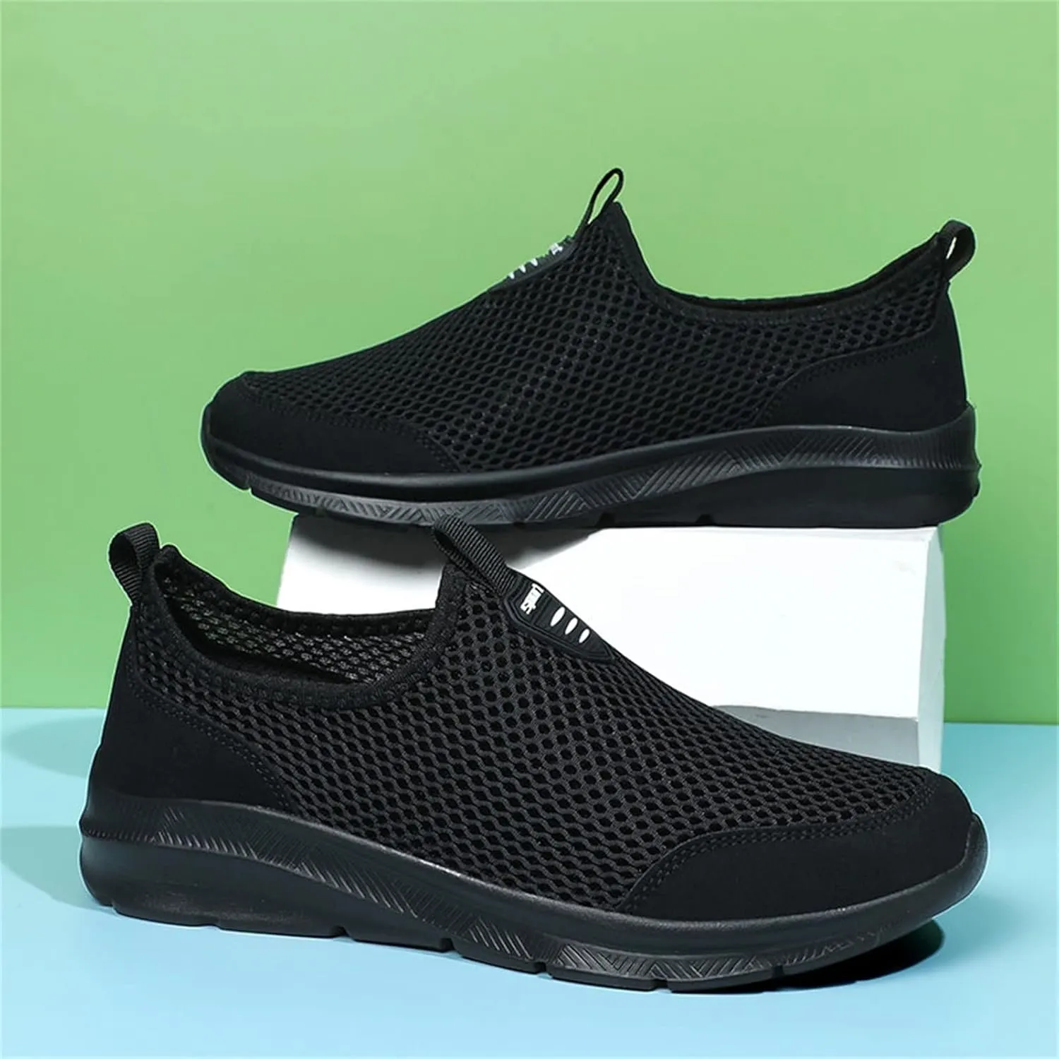 Fashion Summer Men Breathable Mesh Shallow Lace Up Casual Shoes Mens Classic Leather Sneaker