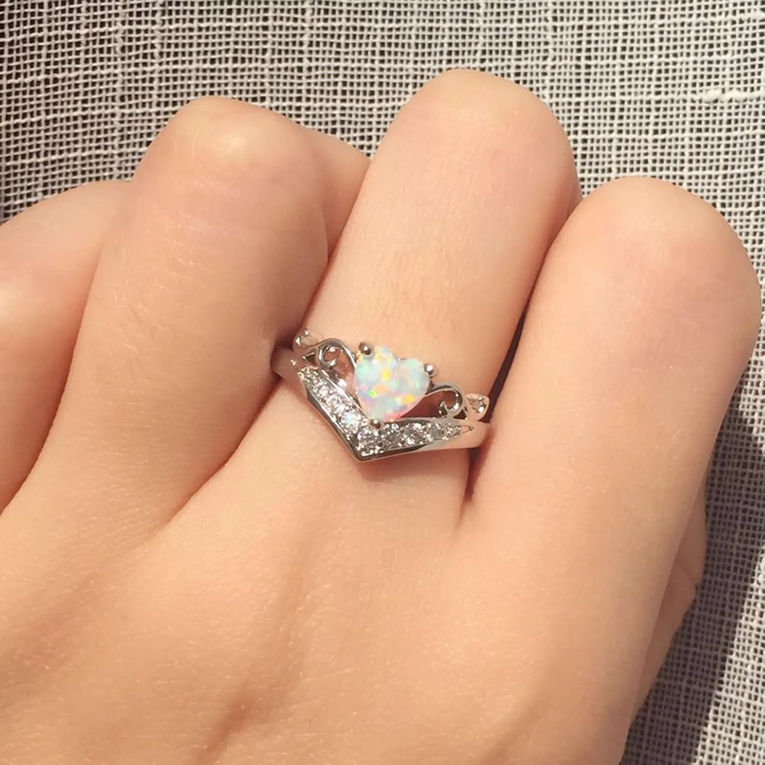 Heart Shaped Opal Ring for Women Bride Wedding Band Inlaid Zircon Anniversary Ring (Silver, 11)