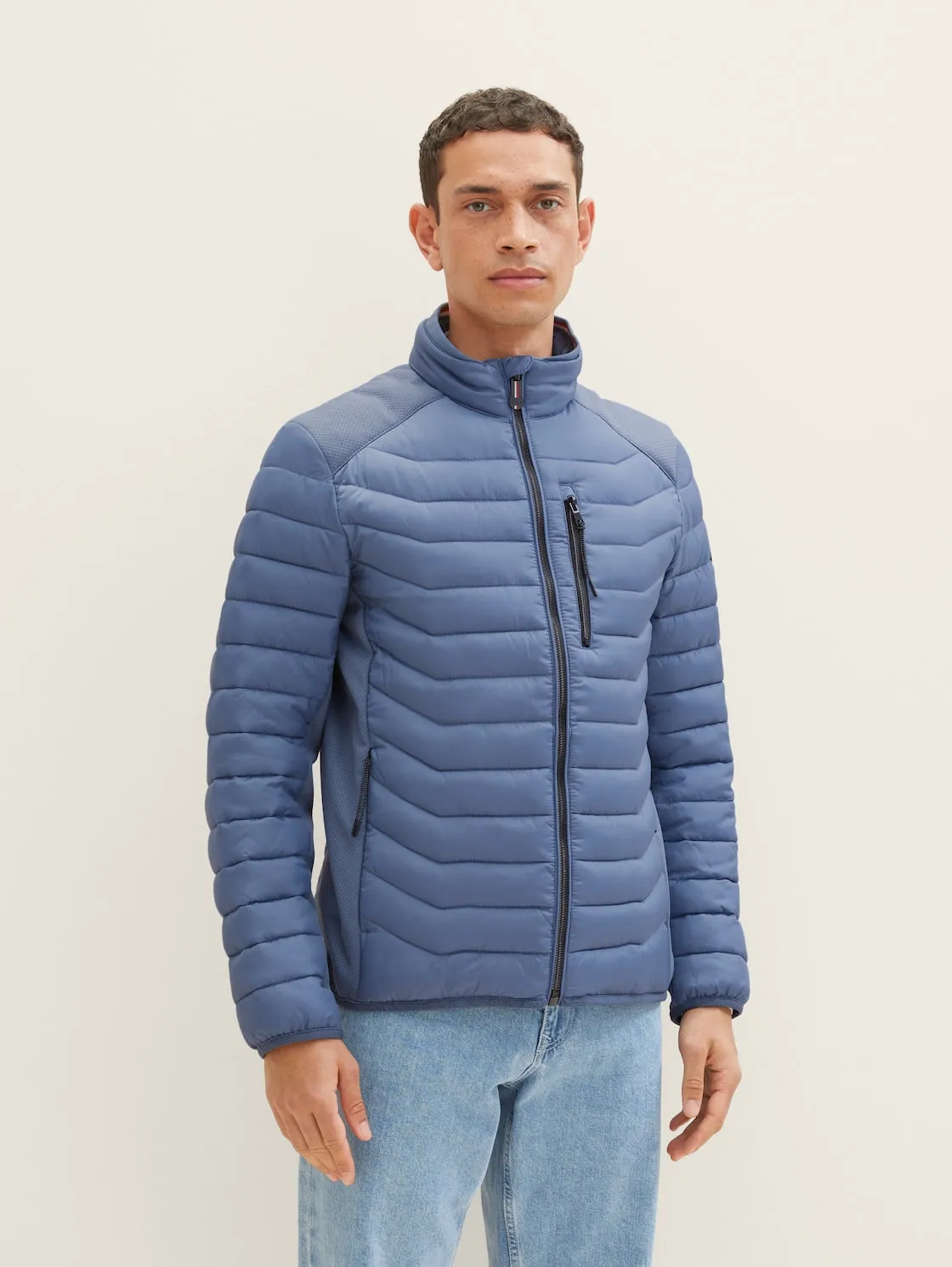HYBRID JACKET