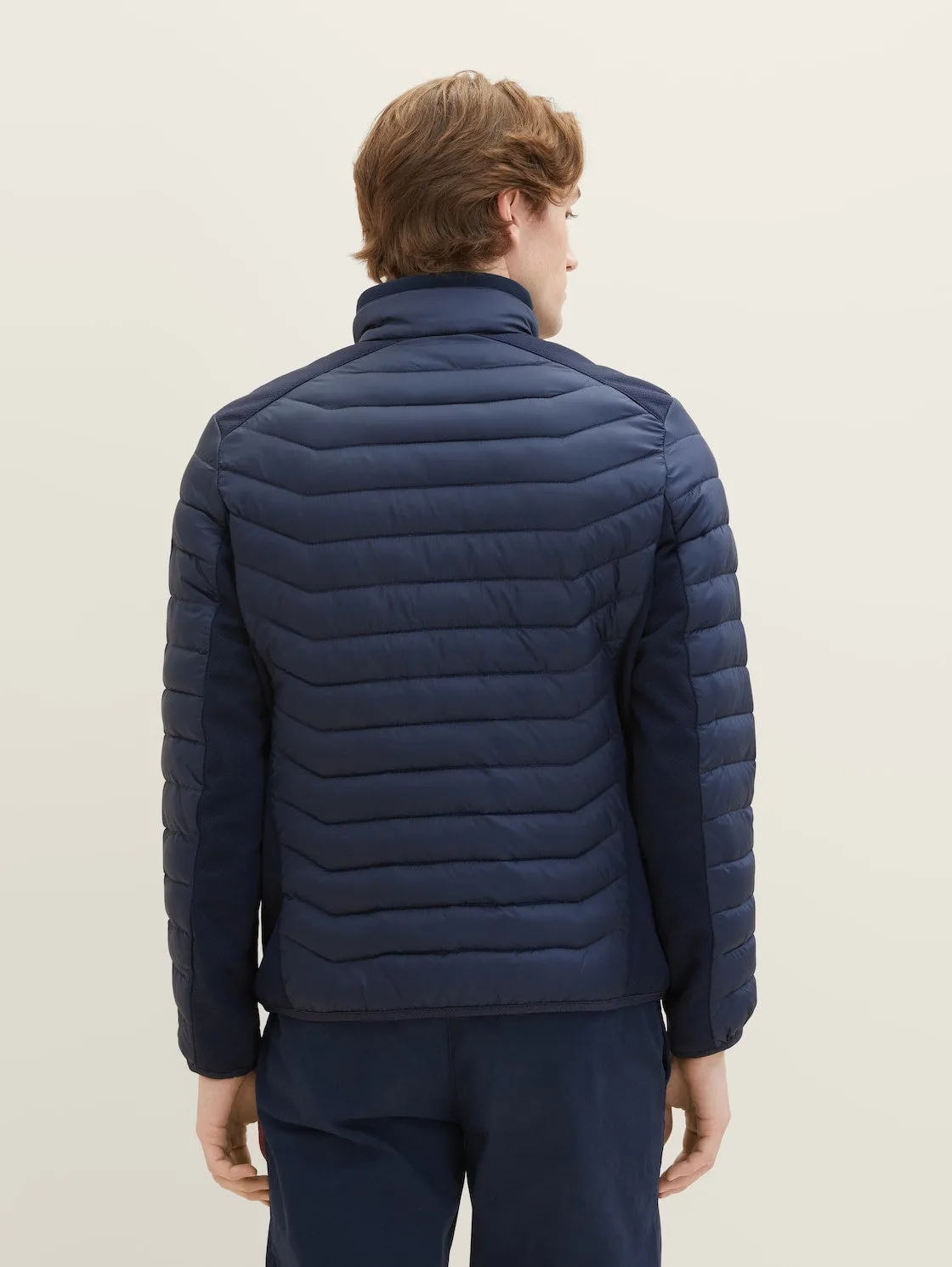 HYBRID JACKET