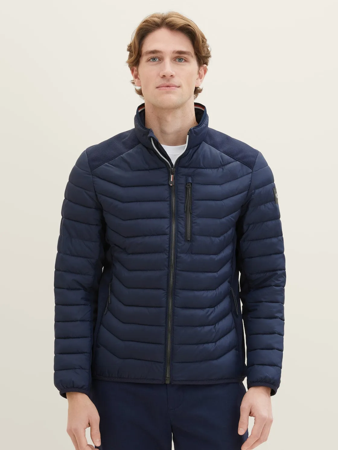 HYBRID JACKET