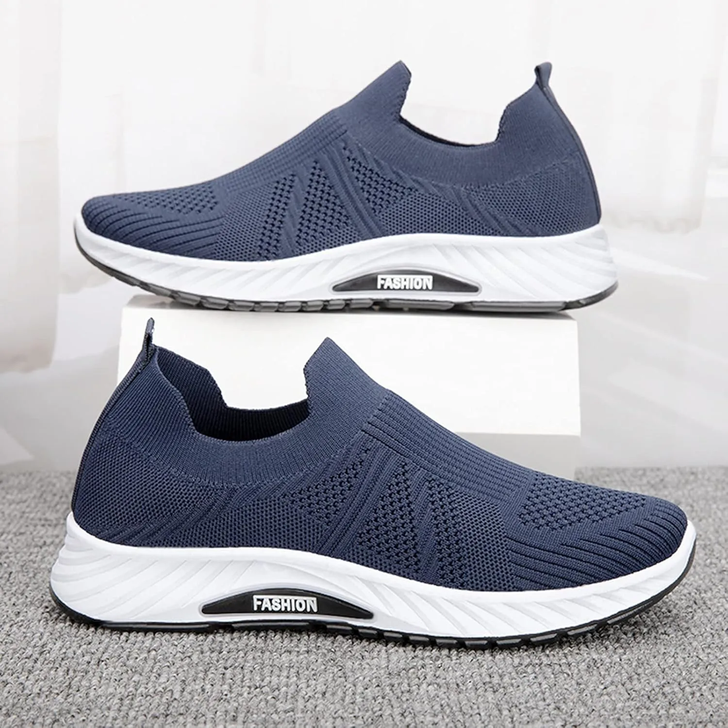 Mens Slip on Outdoor Shoes with Breathable Mesh Knit Lightweight Non-Slip Hiking Shoes for Men Arch Support Walking Sneakers Durable Quick Drying Summer Hiking Fitness Daily Work Wear