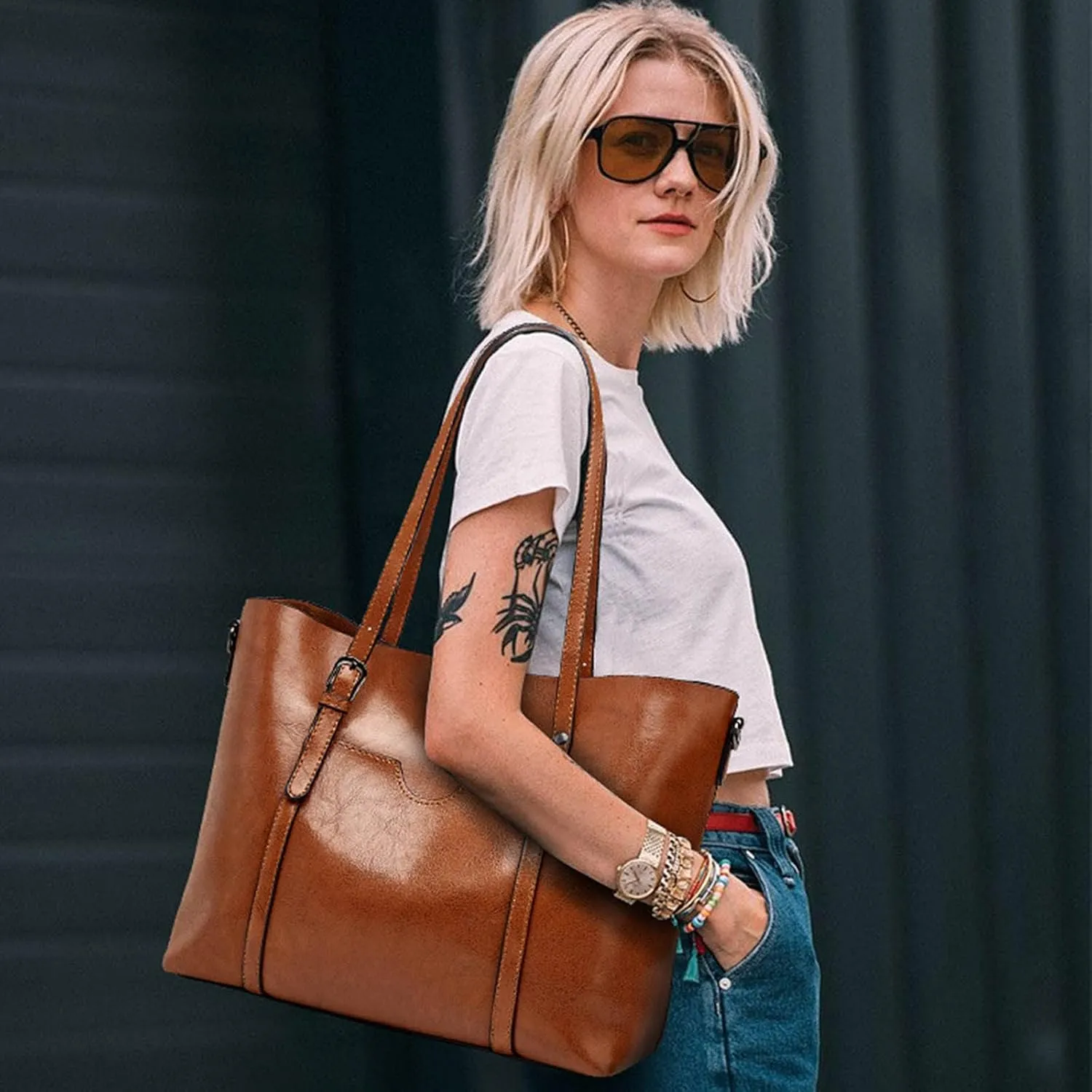 Multi Pocket Shoulder Bags for Woman Crossbody Purses and Handbags Lightweight Pocketbook Lightweight Puffer Bag(Brown)