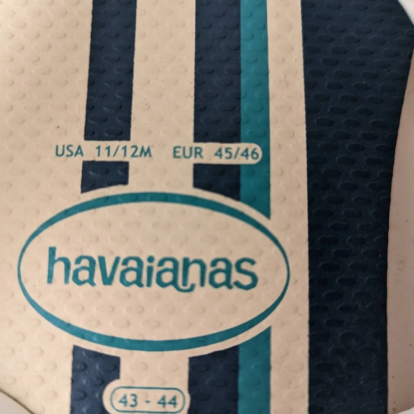 NWOT Havaianas Flip Flops 11-12