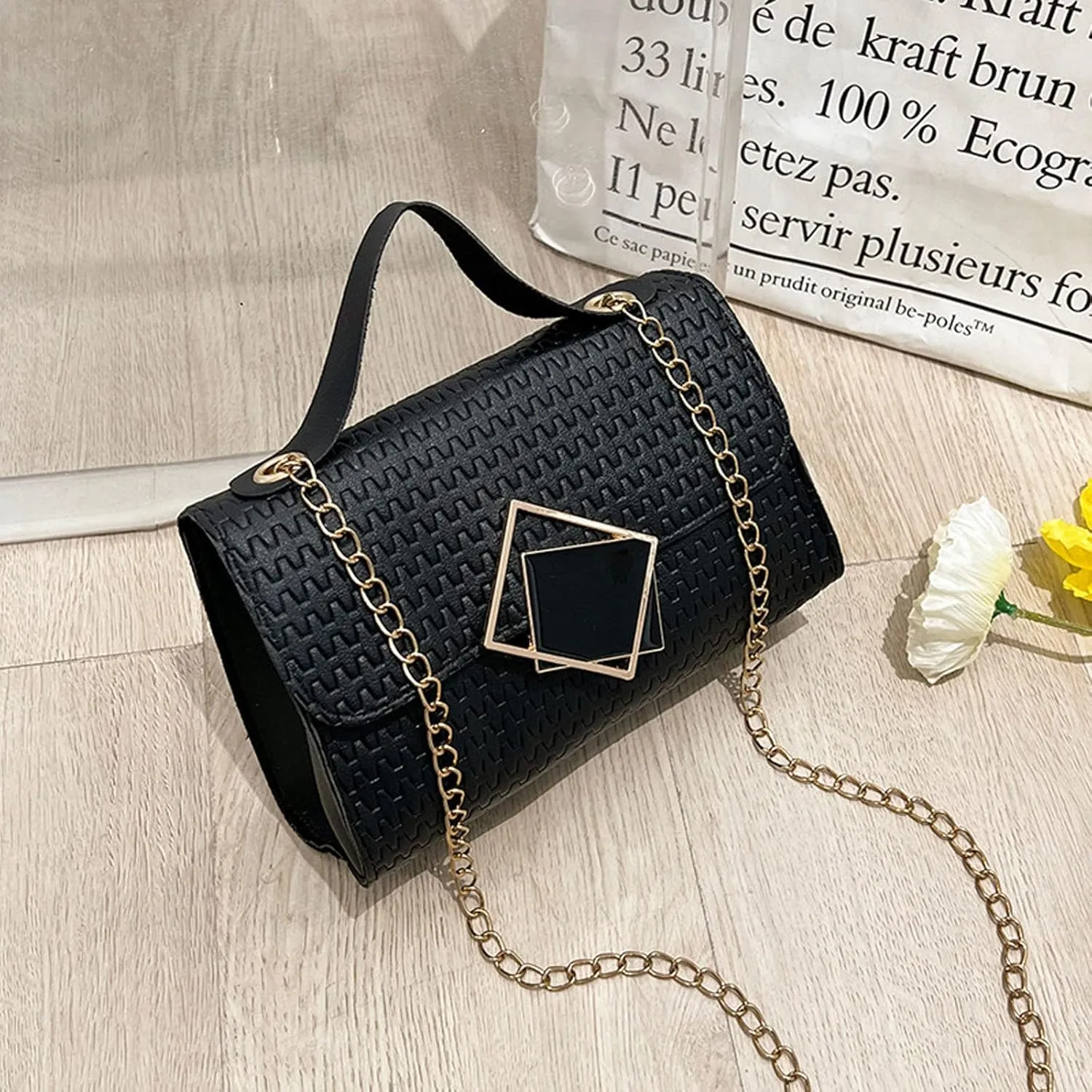 Quilted Crossbody Bags for Women Retro Studded Crossbody Bags Small Shoulder Purses Cute Purse for Women Trendy(Black)