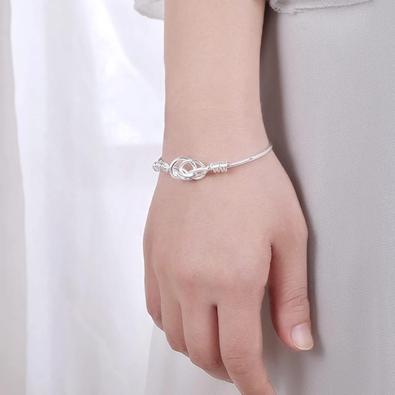 Stylish Pure 925 Sterling Silver Bangle Bracelets Simple Elegant Adjustable Charm Bracelets Unique Design Birthday Gifts for Women Friendship