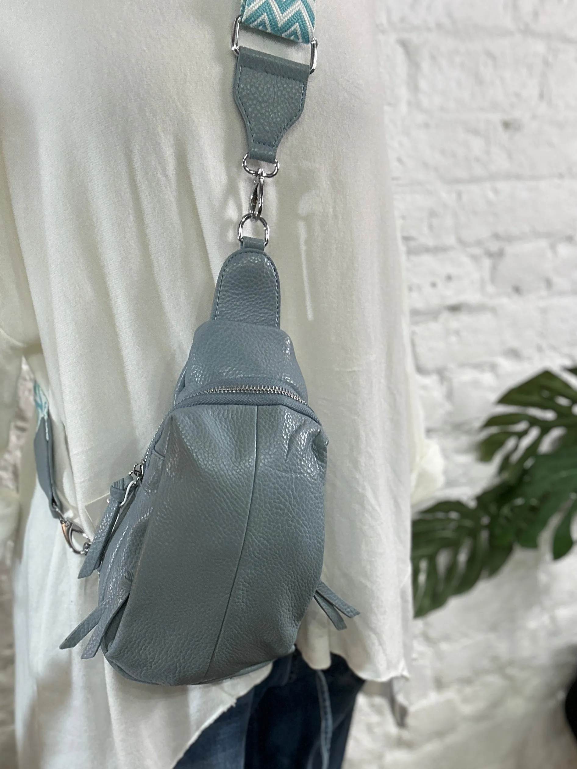 The Kensington Cross Body Bag With Fancy Handle