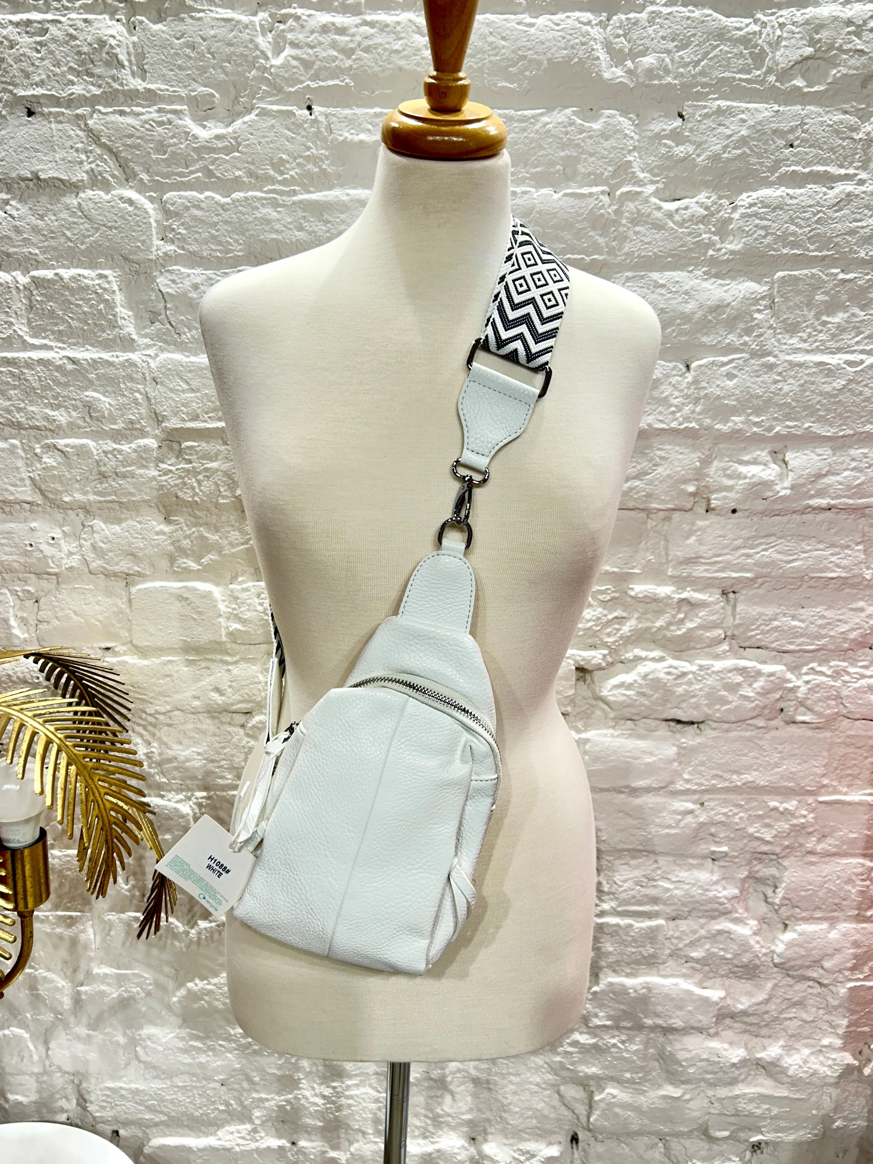 The Kensington Cross Body Bag With Fancy Handle