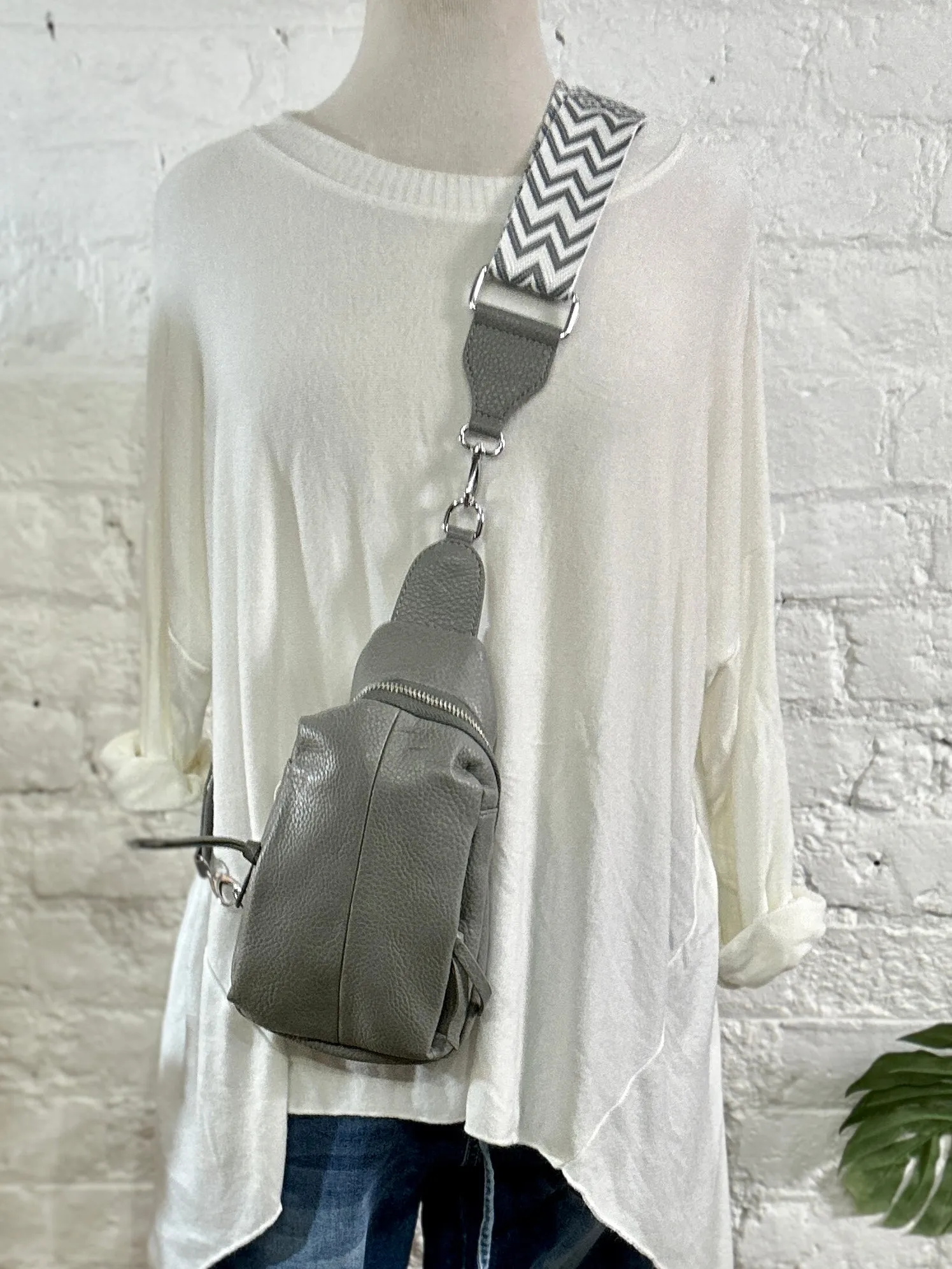 The Kensington Cross Body Bag With Fancy Handle