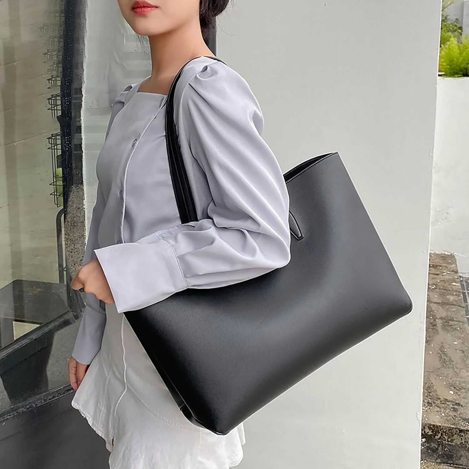 Tote Bags Purse for Women Stadium Crossbody Messenger Bags for Concerts Sporting Events Lightweight Puffer Bag(Black)