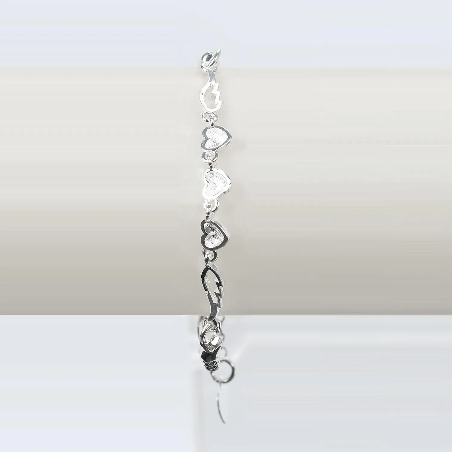Women Bracelets, Chain Bracelet Adjustable Fine Workmanship Reusable Luxury Love Heart Charm Bracelet Female Jewelry Women