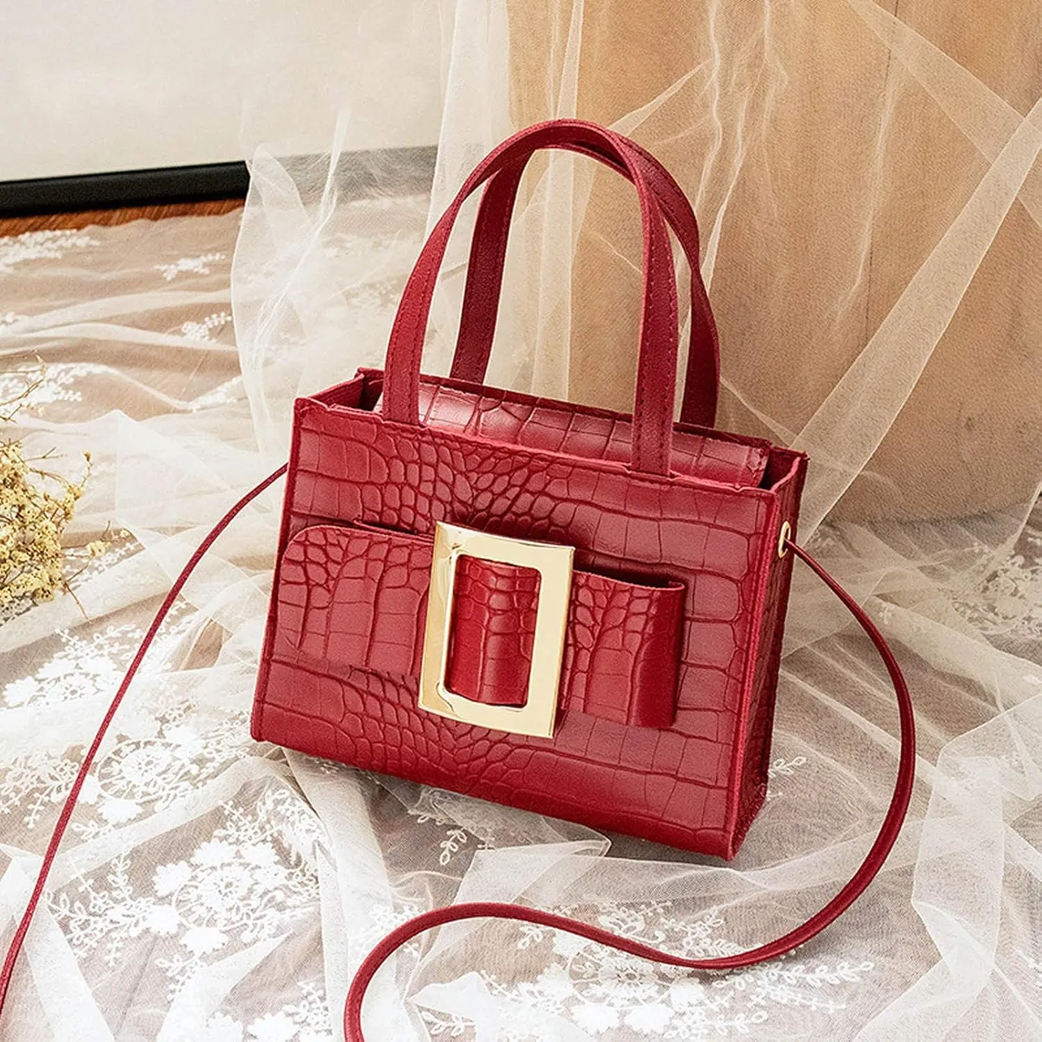 Women's Canvas Tote Bags with Zipper Crossbody Purses and Handbags Lightweight Pocketbook Summer Mini Gym Bag(Red)